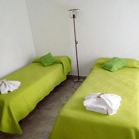 Bambi Hotel La Falda Bagian luar foto