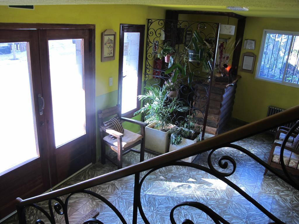 Bambi Hotel La Falda Bagian luar foto