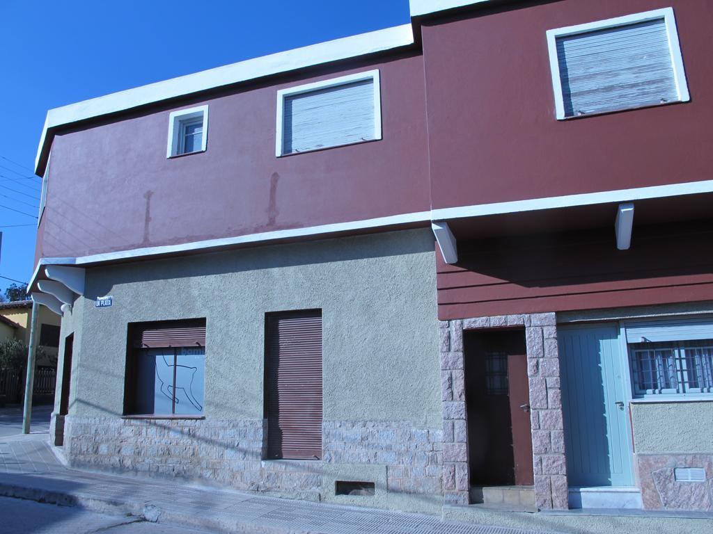 Bambi Hotel La Falda Bagian luar foto
