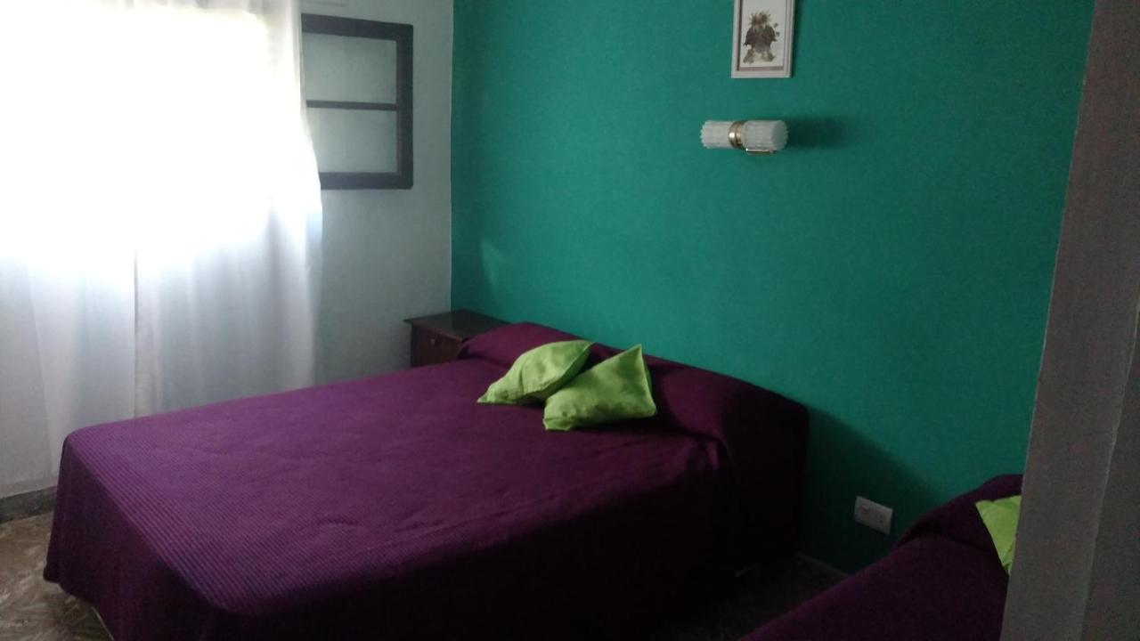 Bambi Hotel La Falda Bagian luar foto