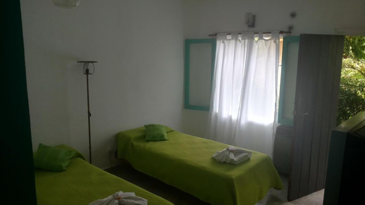 Bambi Hotel La Falda Bagian luar foto