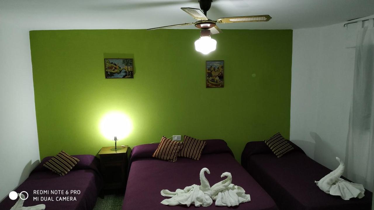 Bambi Hotel La Falda Bagian luar foto